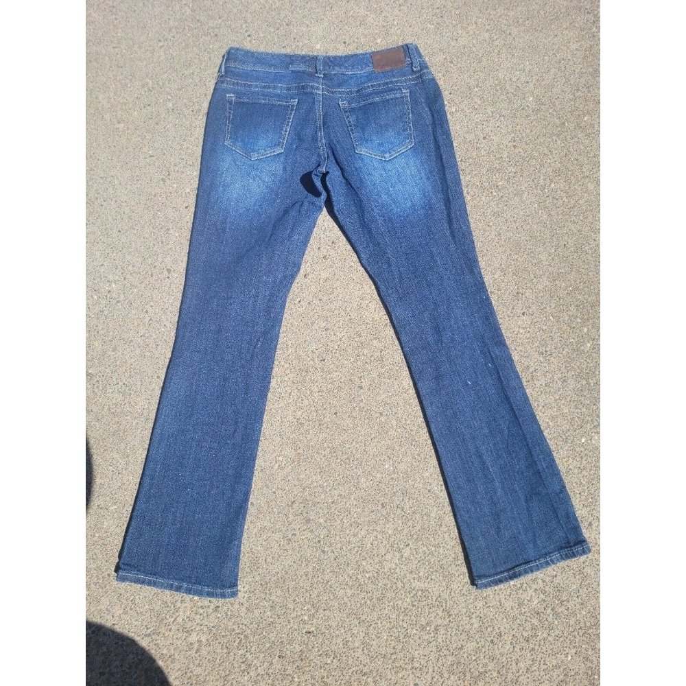 Maurices Jeans Women's 7/8 Blue Mid-Rise Bootcut Denim 30x31 - Picture 8 of 12